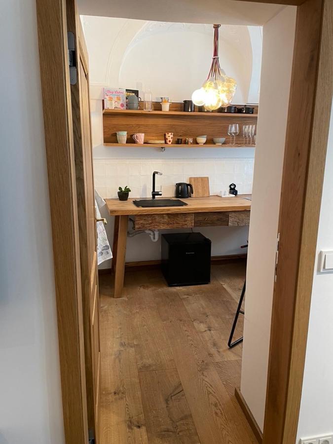 City Apartment Downtown Wina Bagian luar foto
