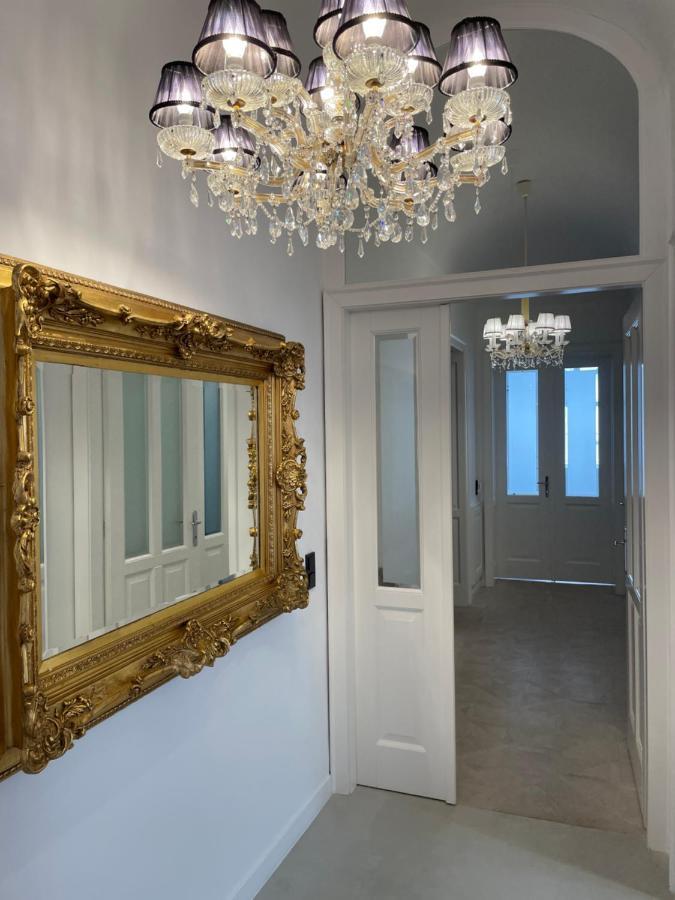 City Apartment Downtown Wina Bagian luar foto
